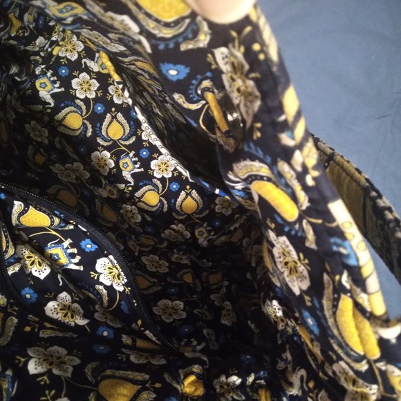 Vera Bradley Elephant Tote - Picture 2 of 5